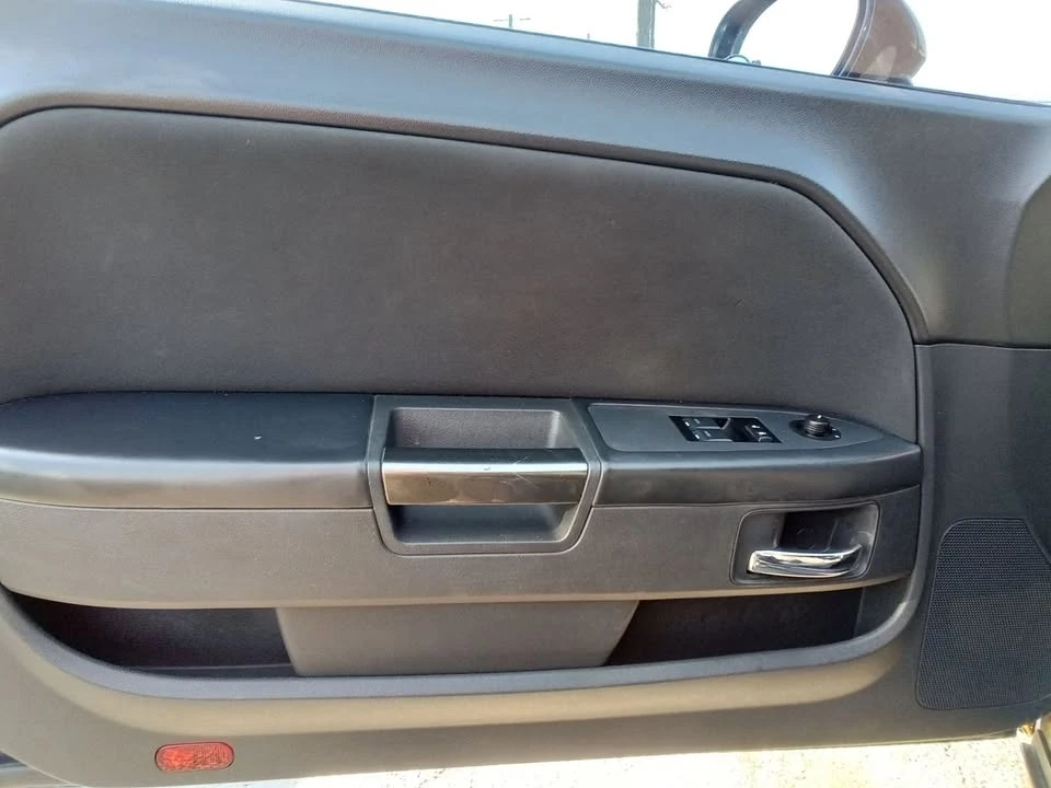 2014 Dodge Challenger 3rd Gen - Image 9 of 20