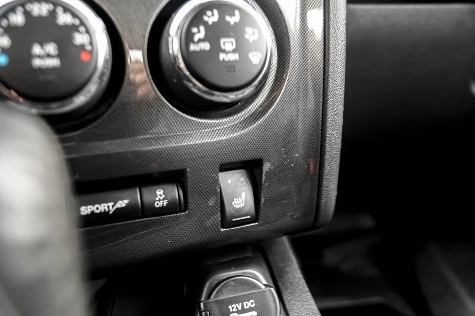 2014 Dodge Challenger 3rd Gen - Image 15 of 15