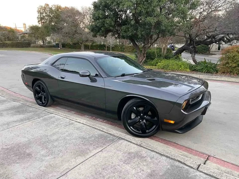 2014 Dodge Challenger 3rd Gen - Image 2 of 18