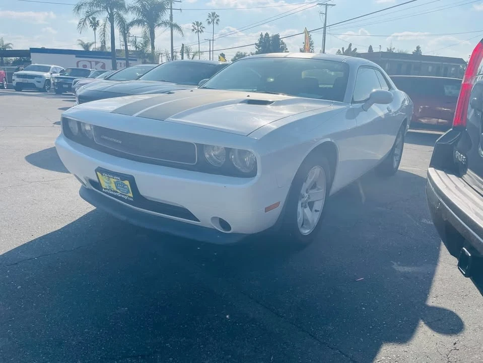 2014 Dodge Challenger 3rd Gen - Image 2 of 6