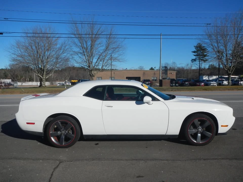 2014 Dodge Challenger 3rd Gen - Image 7 of 17