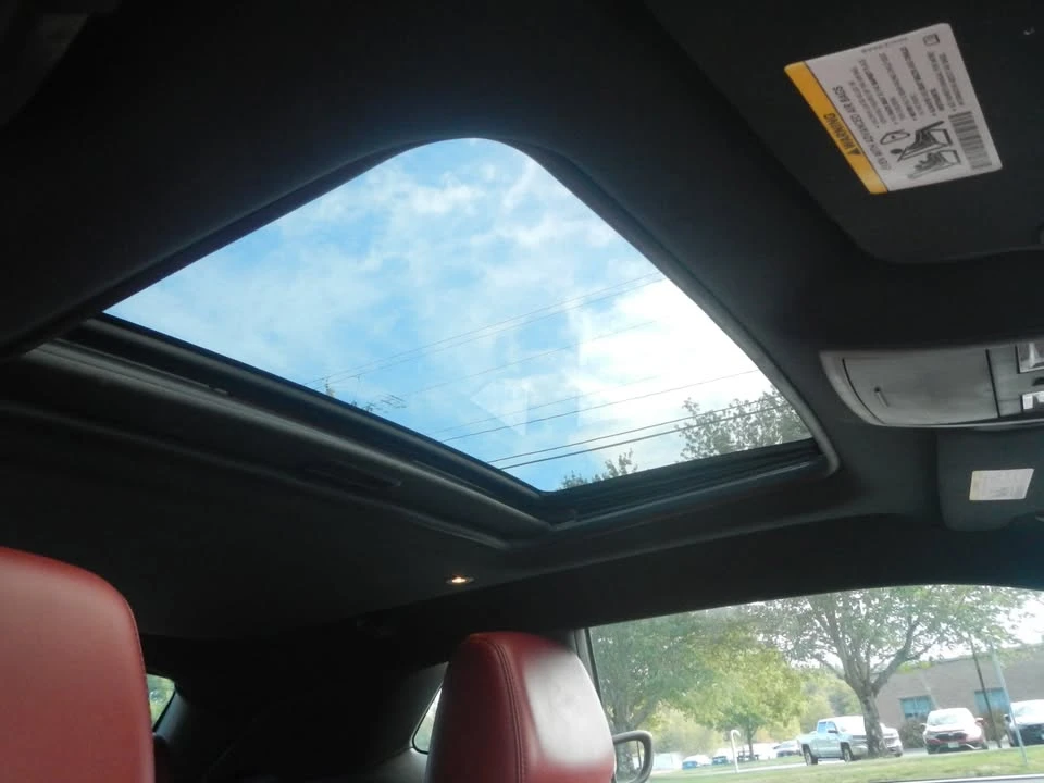 2014 Dodge Challenger 3rd Gen - Image 14 of 18
