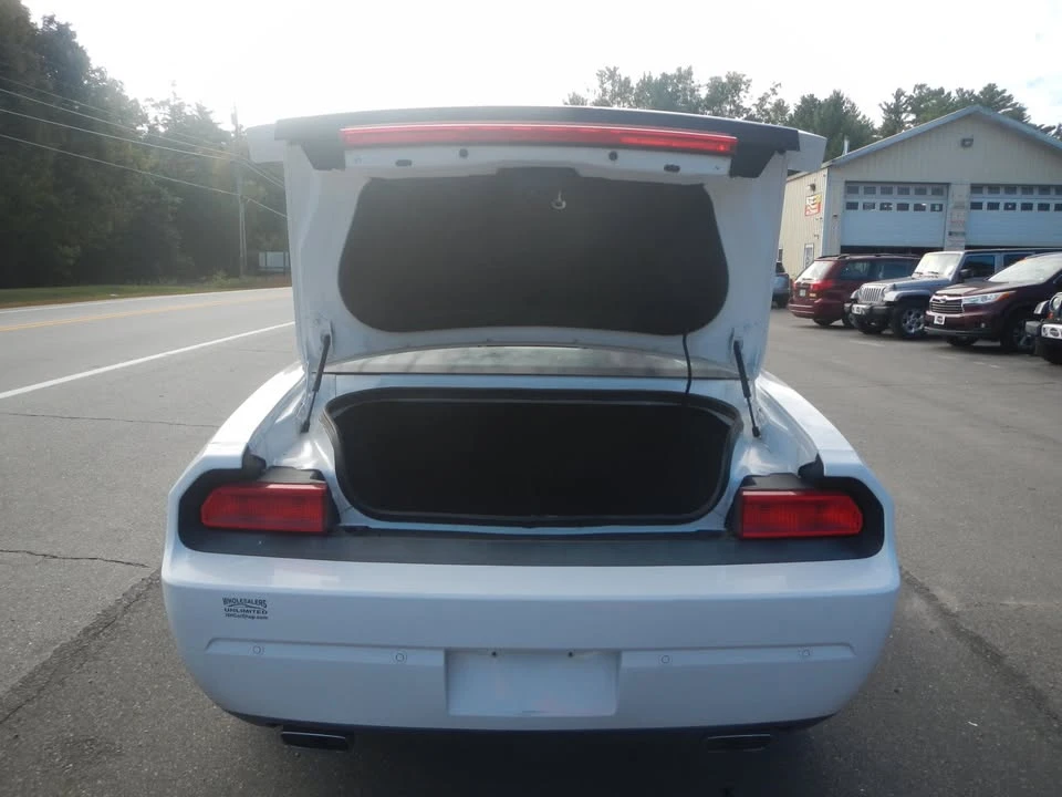 2014 Dodge Challenger 3rd Gen - Image 17 of 18