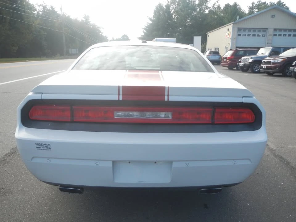 2014 Dodge Challenger 3rd Gen - Image 16 of 18