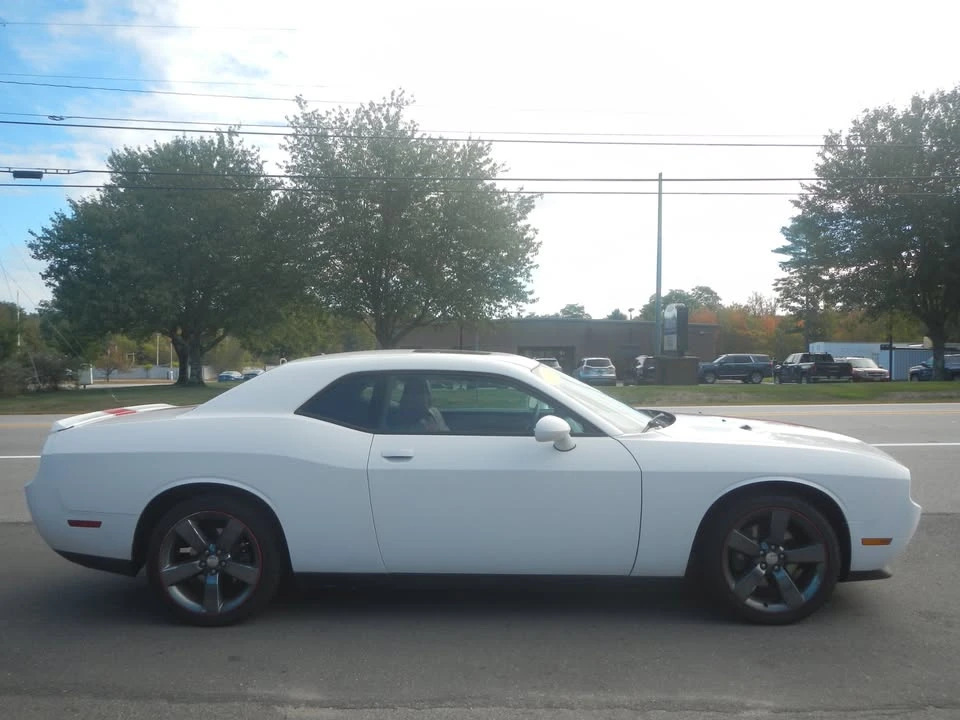 2014 Dodge Challenger 3rd Gen - Image 10 of 18