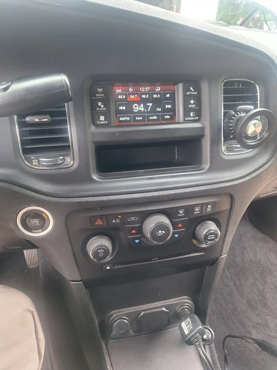2014 Dodge Charger 7th Gen - Image 11 of 12