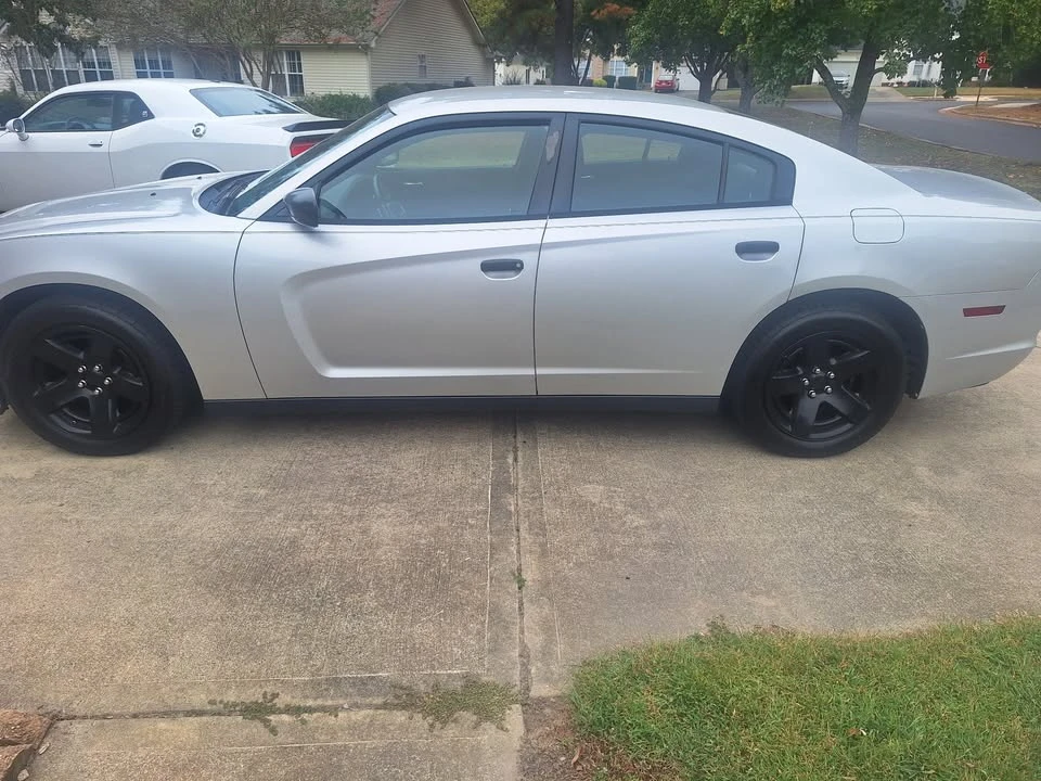 2014 Dodge Charger 7th Gen - Image 2 of 12