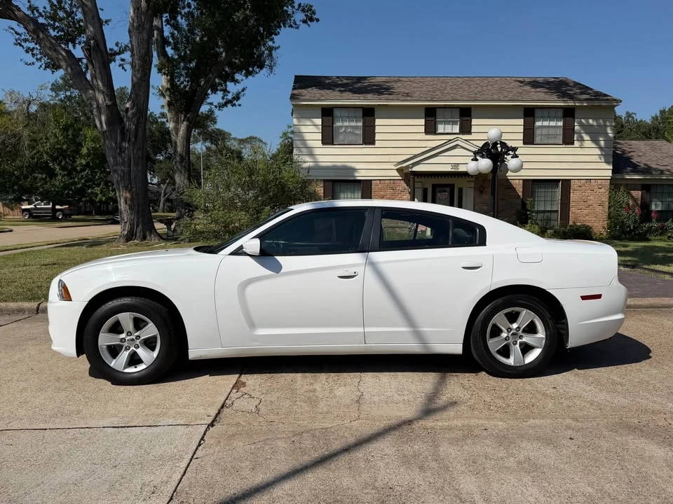 2014 Dodge Charger 6th Gen - Image 5 of 5