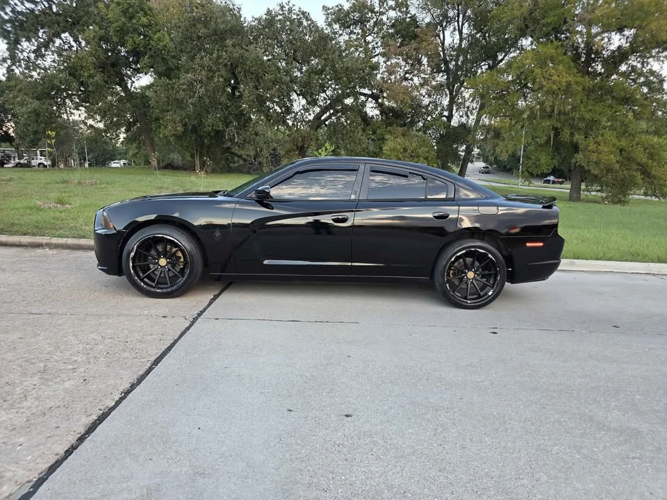 2014 Dodge Charger 6th Gen - Image 3 of 10