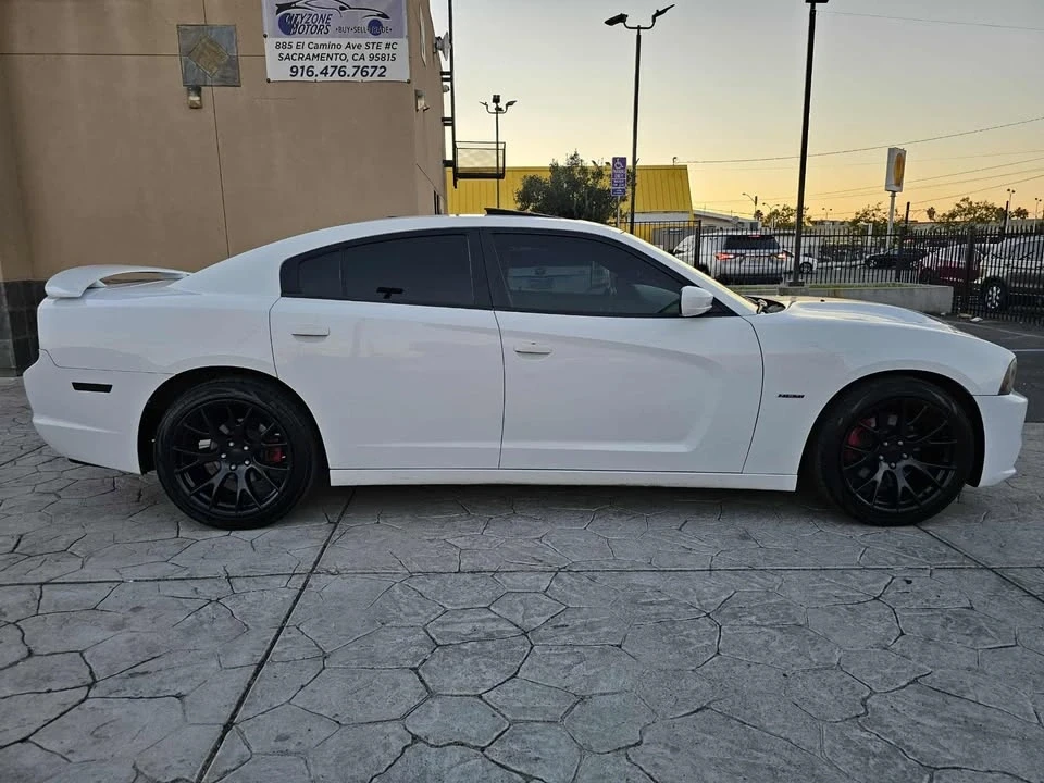 2014 Dodge Charger 7th Gen - Image 8 of 19