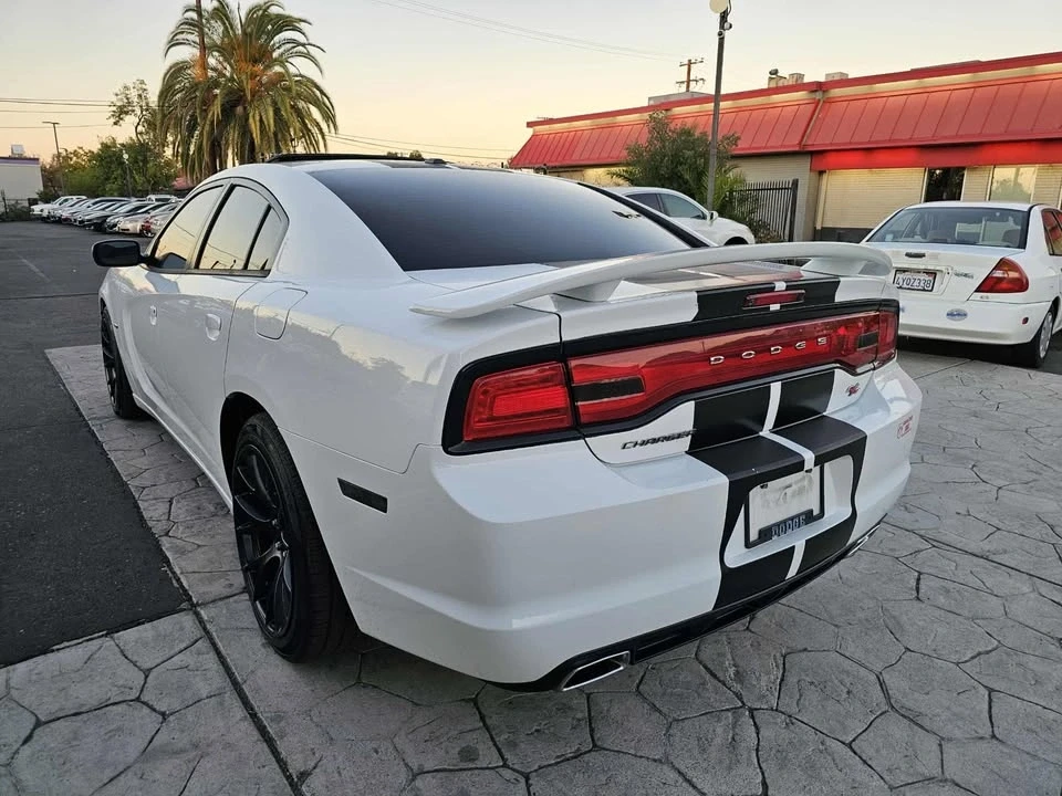 2014 Dodge Charger 7th Gen - Image 6 of 19