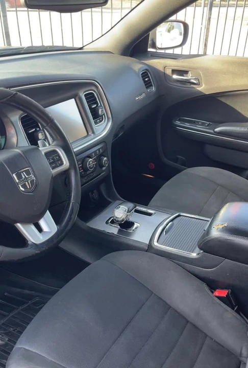 2014 Dodge Charger 7th Gen - Image 16 of 17