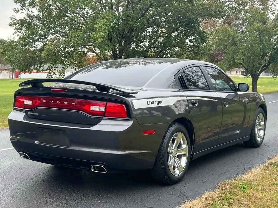 2014 Dodge Charger 7th Gen - Image 5 of 19