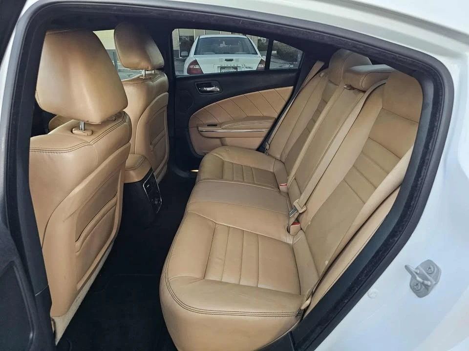 2014 Dodge Charger 7th Gen - Image 11 of 19
