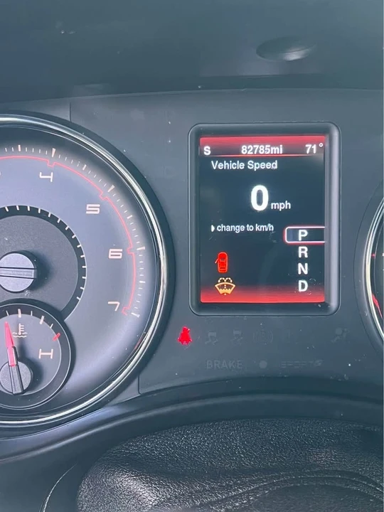 2014 Dodge Charger 6th Gen - Image 6 of 9