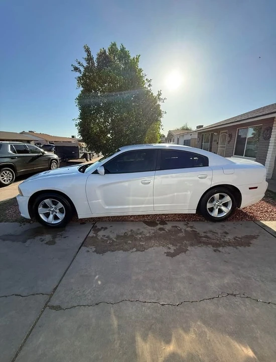 2014 Dodge Charger 7th Gen - Image 2 of 6