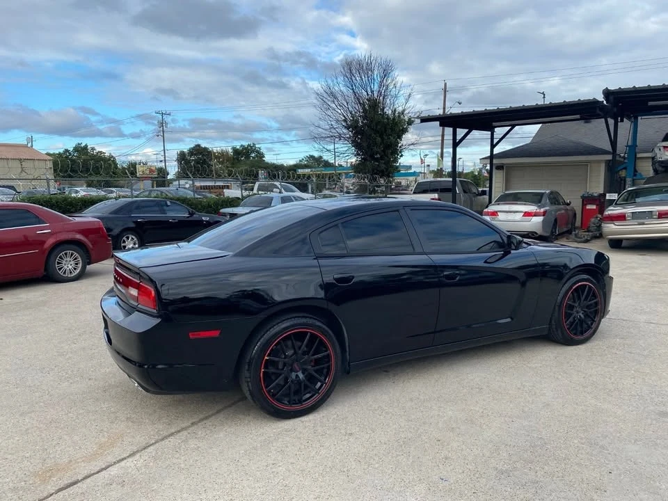 2014 Dodge Charger 7th Gen - Image 10 of 20