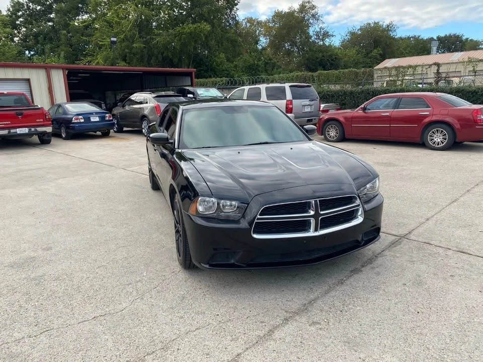 2014 Dodge Charger 7th Gen - Image 2 of 20