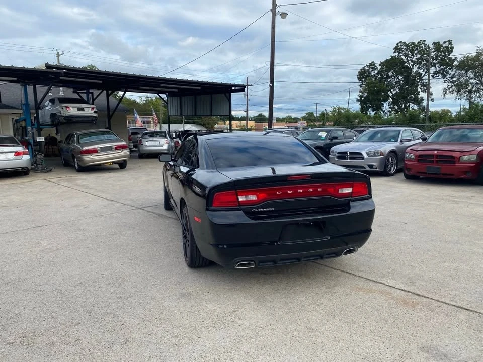 2014 Dodge Charger 7th Gen - Image 18 of 20