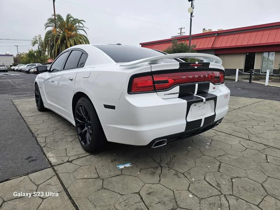 2014 Dodge Charger 7th Gen - Image 6 of 19