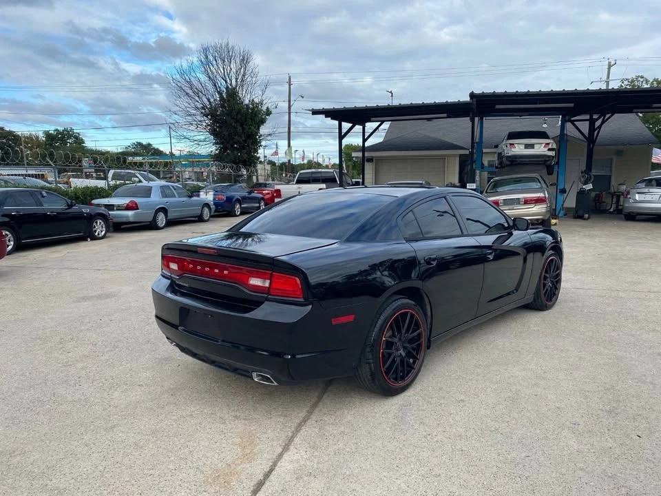 2014 Dodge Charger 7th Gen - Image 12 of 20