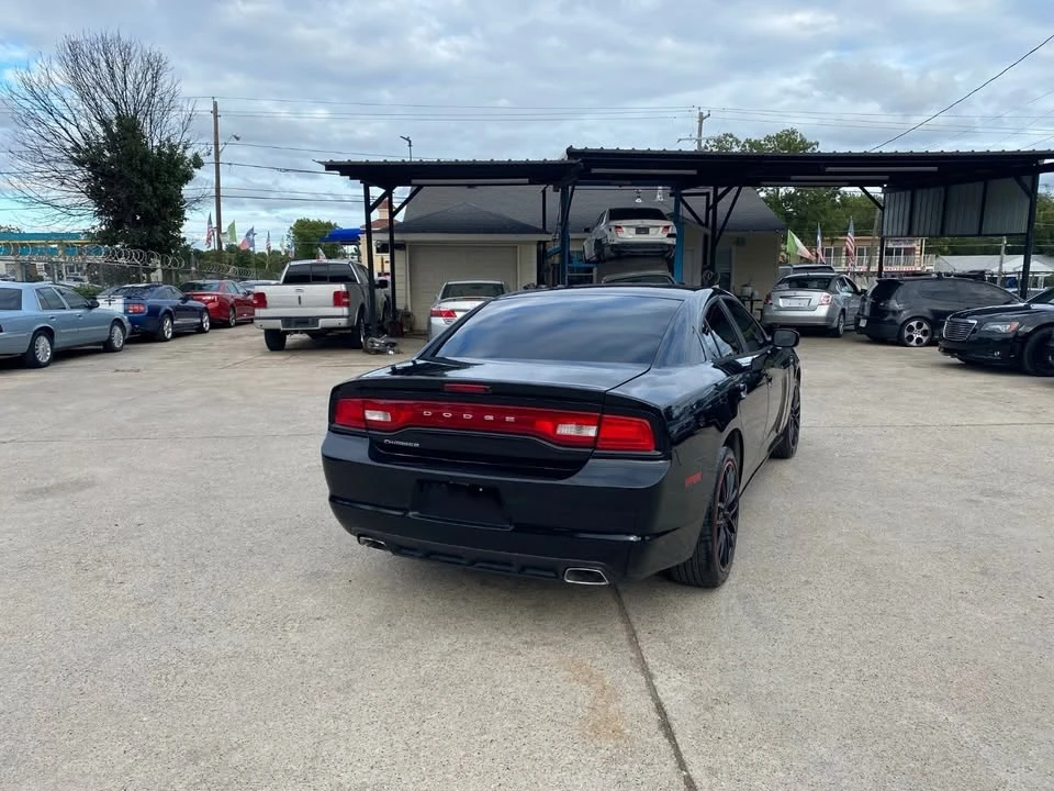 2014 Dodge Charger 7th Gen - Image 14 of 20