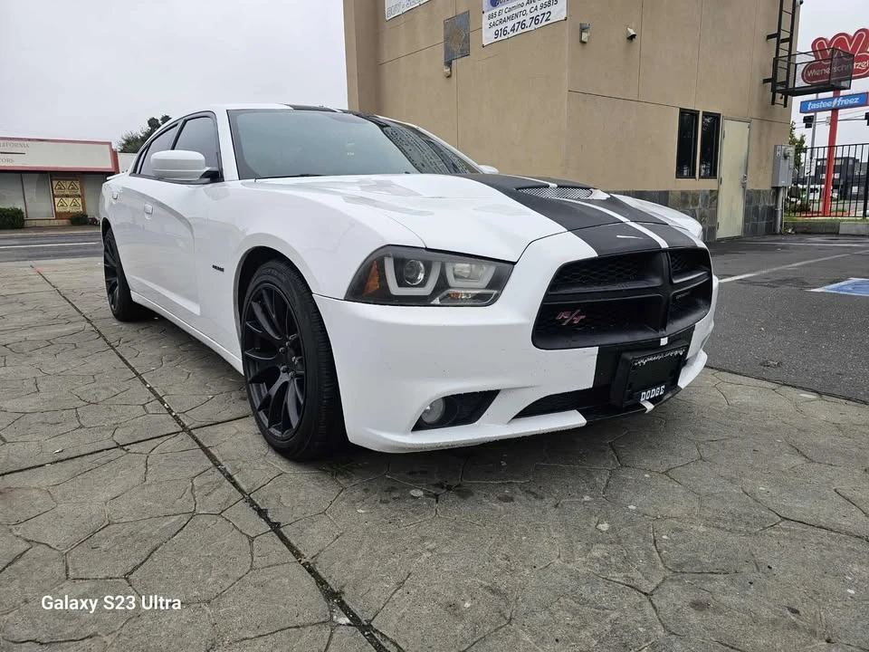 2014 Dodge Charger 7th Gen - Image 5 of 19