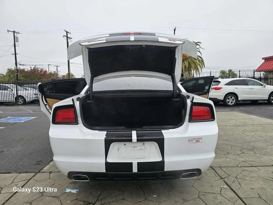 2014 Dodge Charger 7th Gen - Image 18 of 19