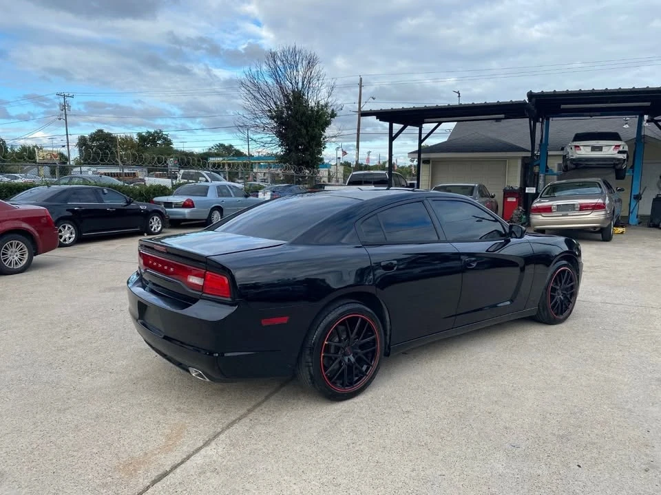 2014 Dodge Charger 7th Gen - Image 11 of 20