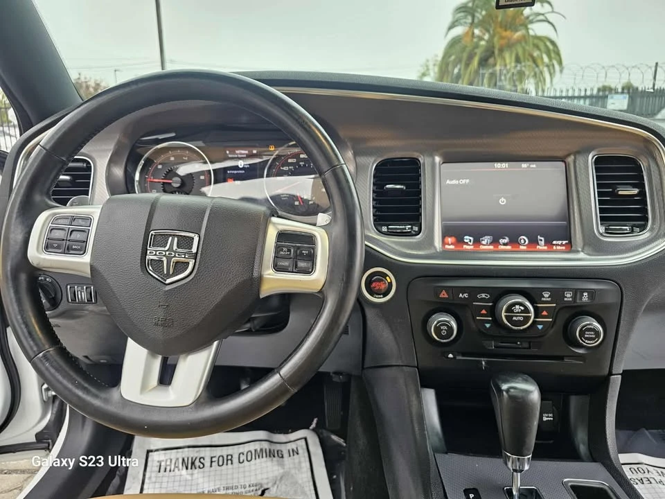 2014 Dodge Charger 7th Gen - Image 12 of 19