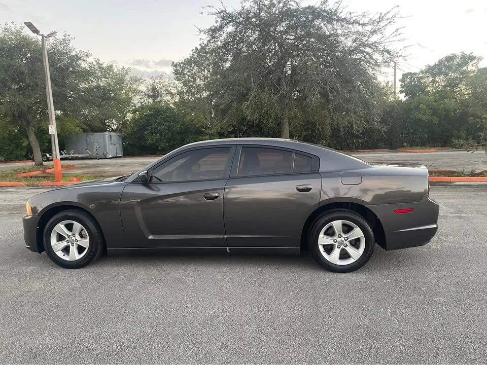 2014 Dodge Charger 7th Gen - Image 10 of 10