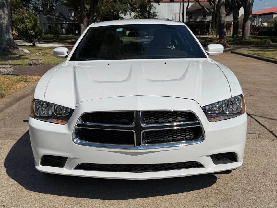 2014 Dodge Charger 7th Gen - Image 2 of 5