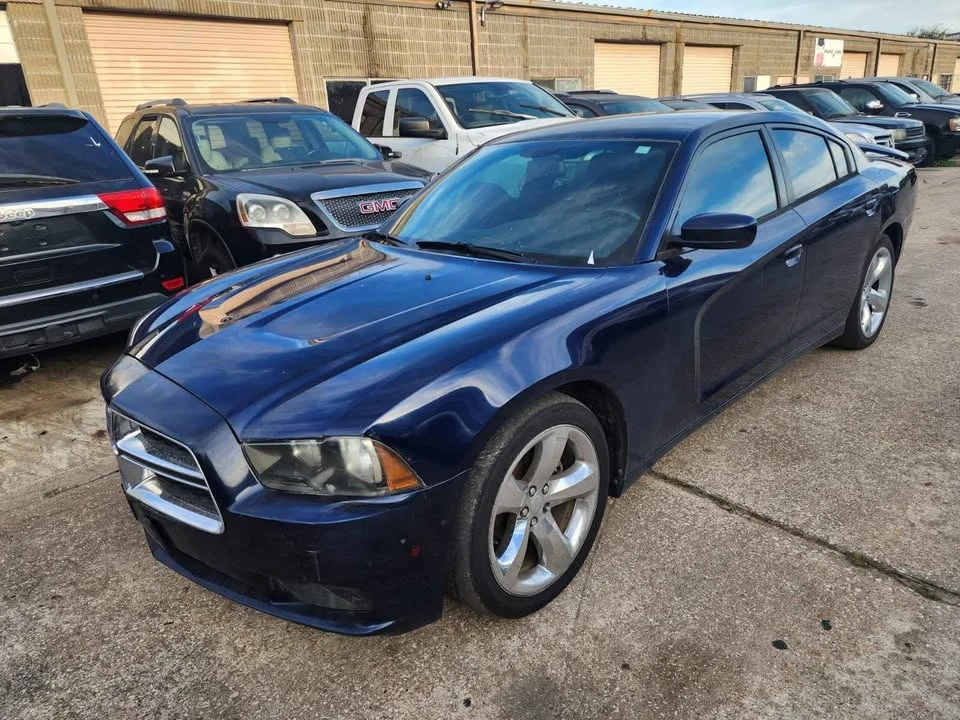 2014 Dodge Charger 7th Gen - Image 2 of 2