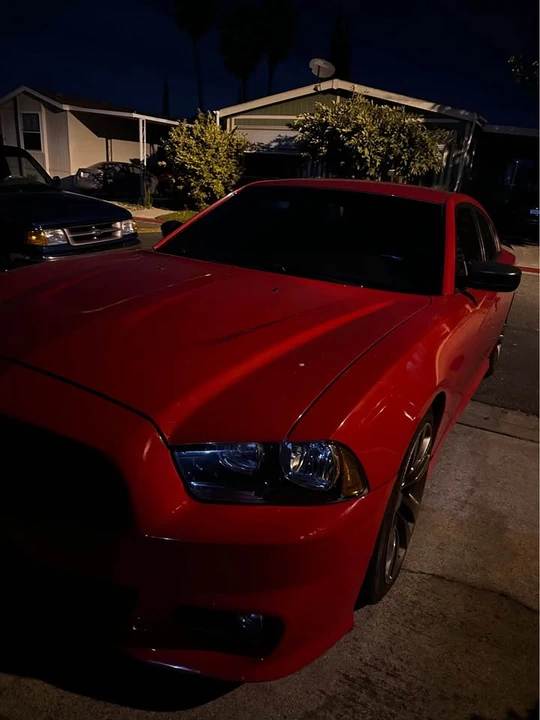 2014 Dodge Charger 7th Gen - Image 2 of 8