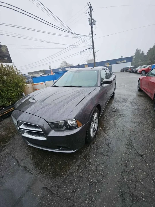 2014 Dodge Charger 7th Gen - Image 3 of 9