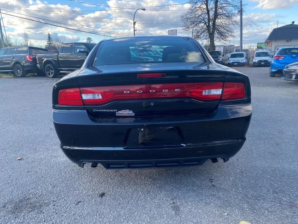 2014 Dodge Charger 7th Gen - Image 9 of 14