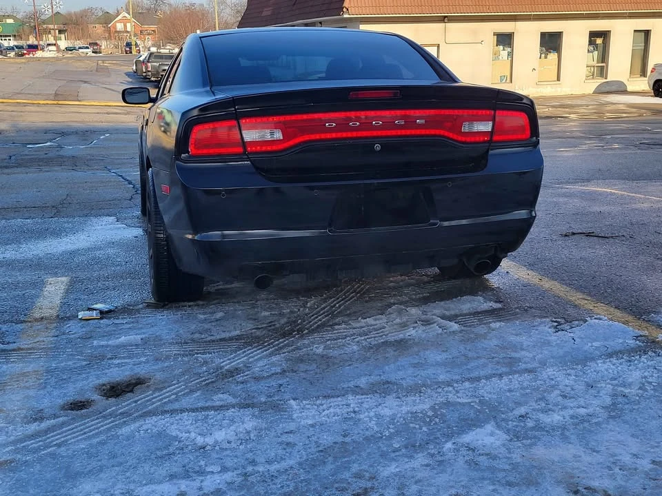 2014 Dodge Charger 6th Gen - Image 2 of 18