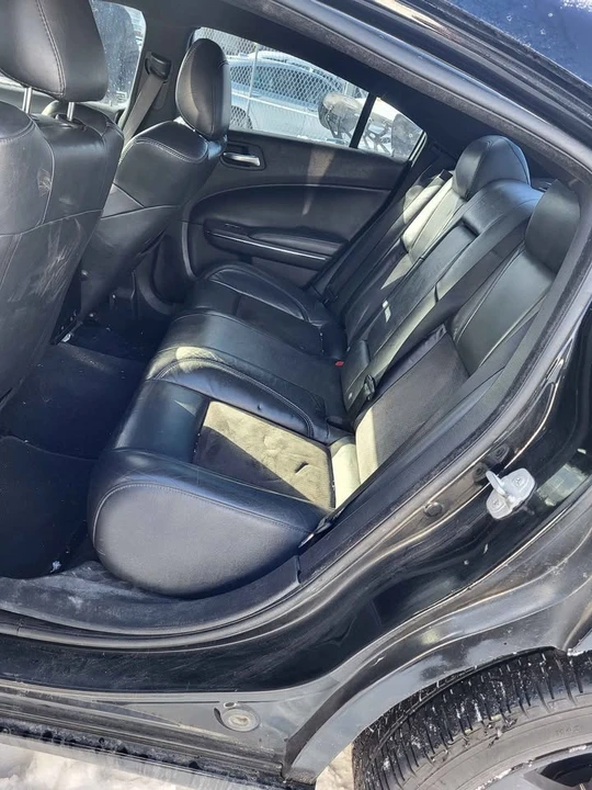 2014 Dodge Charger 6th Gen - Image 14 of 18