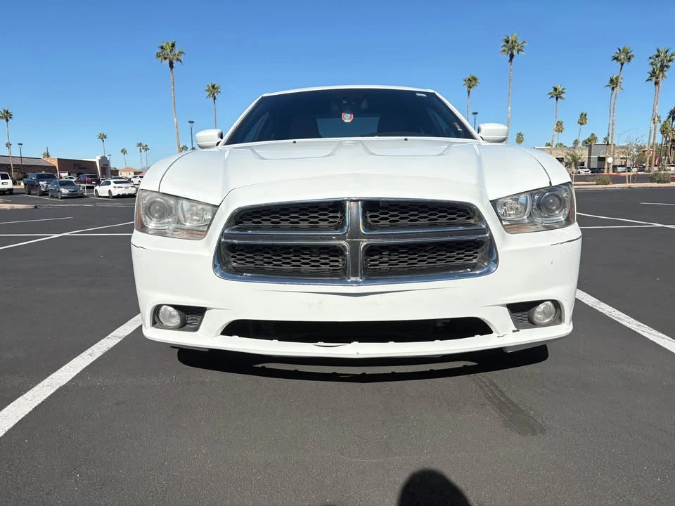 2014 Dodge Charger 6th Gen - Image 4 of 9
