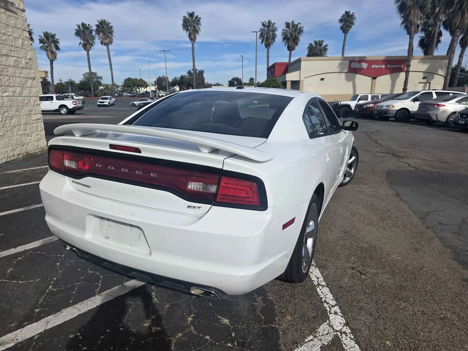 2014 Dodge Charger 7th Gen - Image 7 of 8