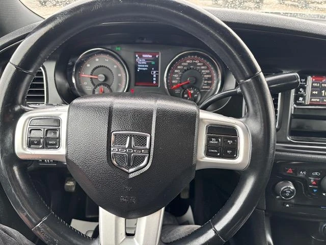 2014 Dodge Charger 7th Gen - Image 10 of 15