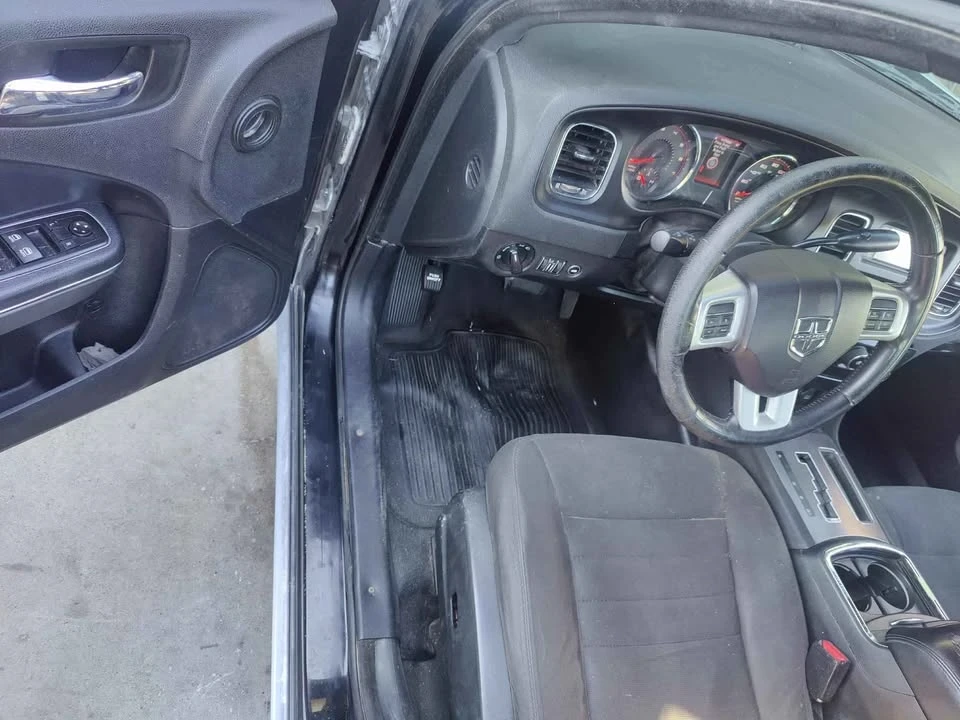 2014 Dodge Charger 7th Gen - Image 8 of 10