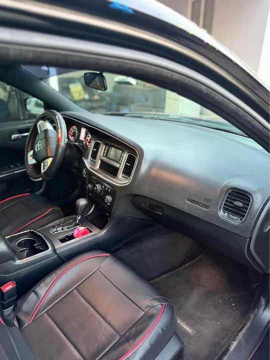 2014 Dodge Charger 6th Gen - Image 11 of 13