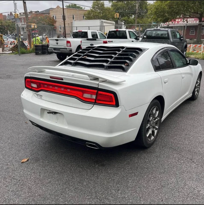 2014 Dodge Charger 6th Gen - Image 3 of 7