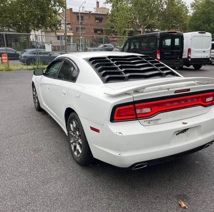 2014 Dodge Charger 6th Gen - Image 4 of 7