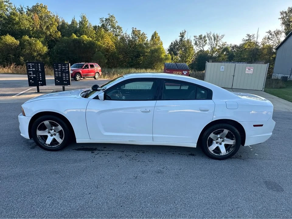 2014 Dodge Charger 7th Gen - Image 4 of 16