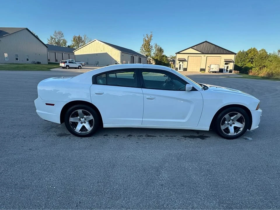2014 Dodge Charger 7th Gen - Image 8 of 16