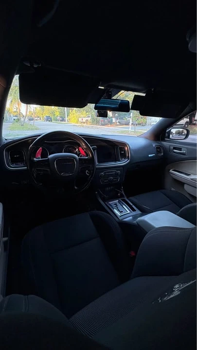 2014 Dodge Charger 7th Gen - Image 9 of 10