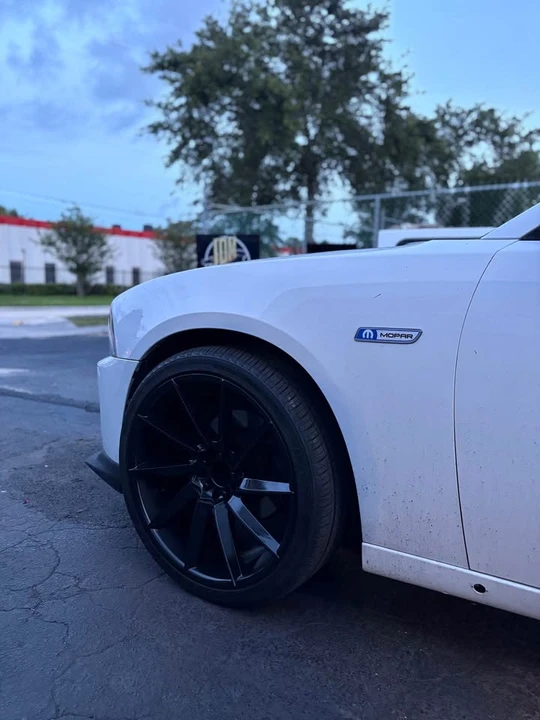 2014 Dodge Charger 7th Gen - Image 7 of 10