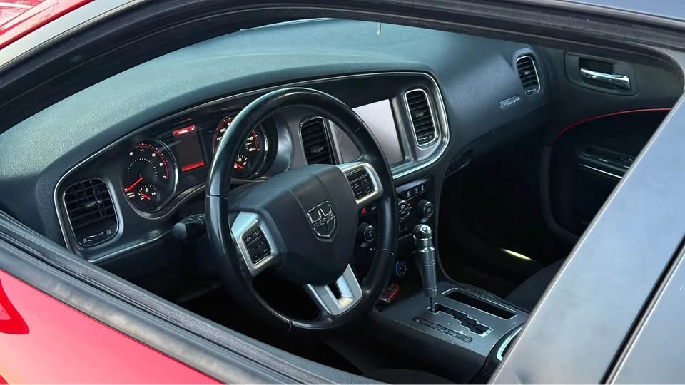 2014 Dodge Charger 7th Gen - Image 15 of 16